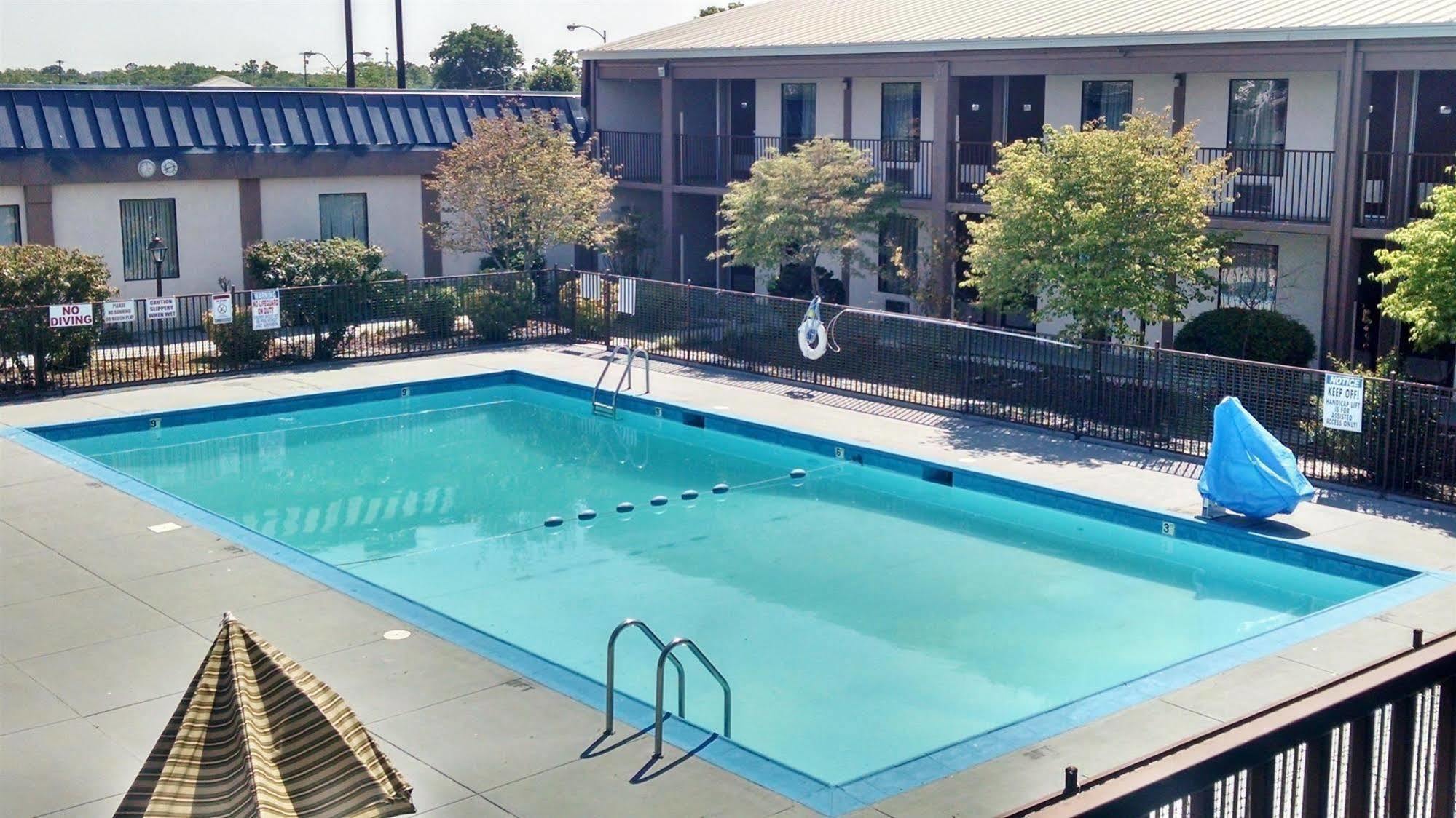 Shelbyville Inn - Shelbyville, Tn 37160 ภายนอก รูปภาพ